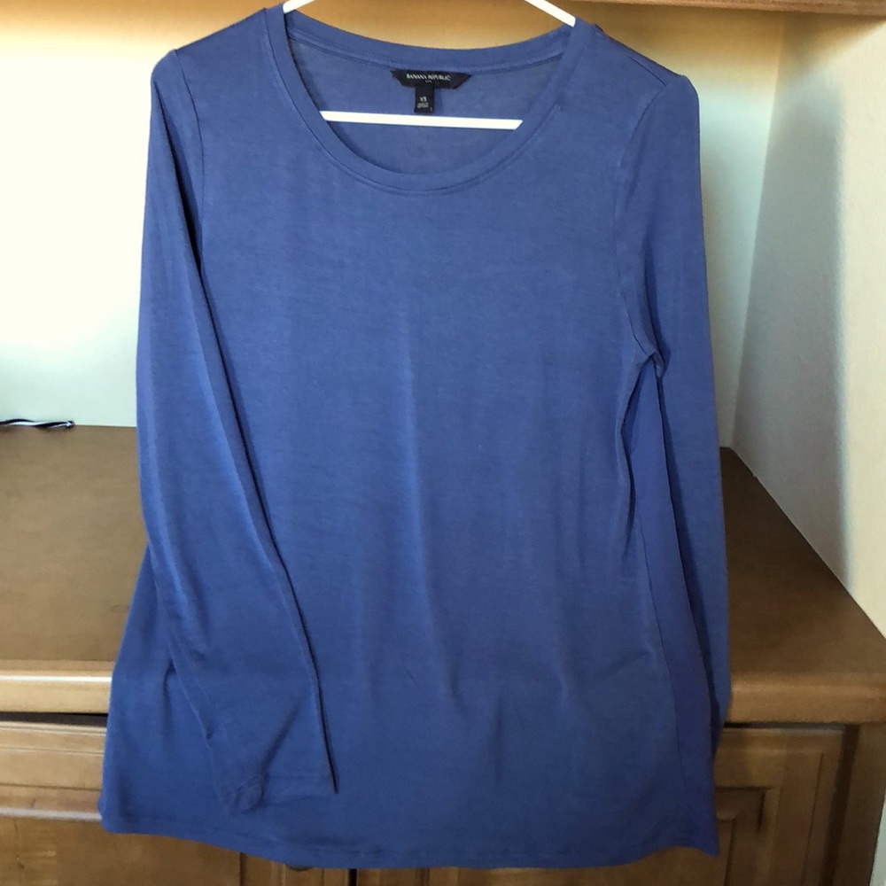 Banana Republic blue long sleeve shirt